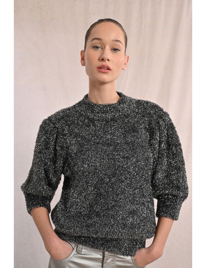 Textured and iridescent sweater