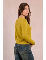 Fine knitted sweater, buttoned