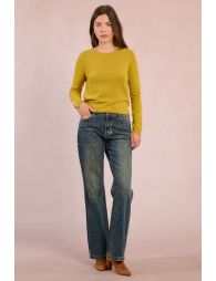 Fine knitted sweater, buttoned