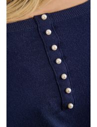 Fine knitted sweater, buttoned