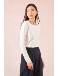 Fine knitted sweater, buttoned