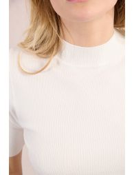 Ribbed short-sleeved sweater