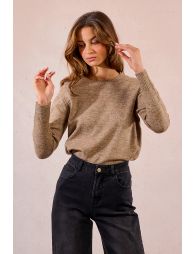 Sweater sprinkled with sequins