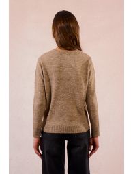 Sweater sprinkled with sequins