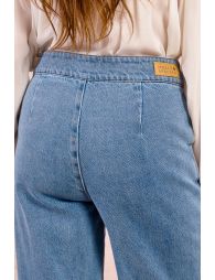 Pantalónvaquero corte acampanado