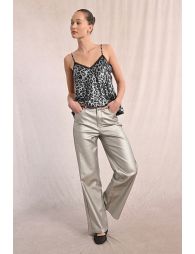 Wide-leg and coated pants