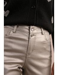 Wide-leg and coated pants