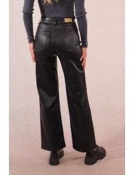 Wide-leg and coated pants