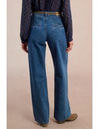 Denim droit ceinturé
