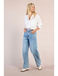 Pantalón de mujer vaquero, corte amplio ¨Balloon¨