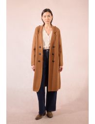 Straight  coat