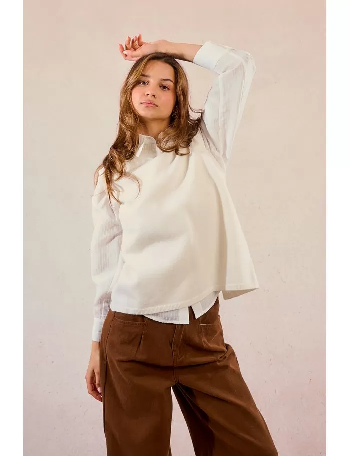 Pull sans manches, ouvert dans le dos