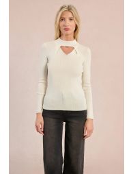 Knitted sweater with cut-out on the bust