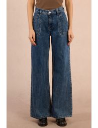 Wide-leg jeans with topstitching