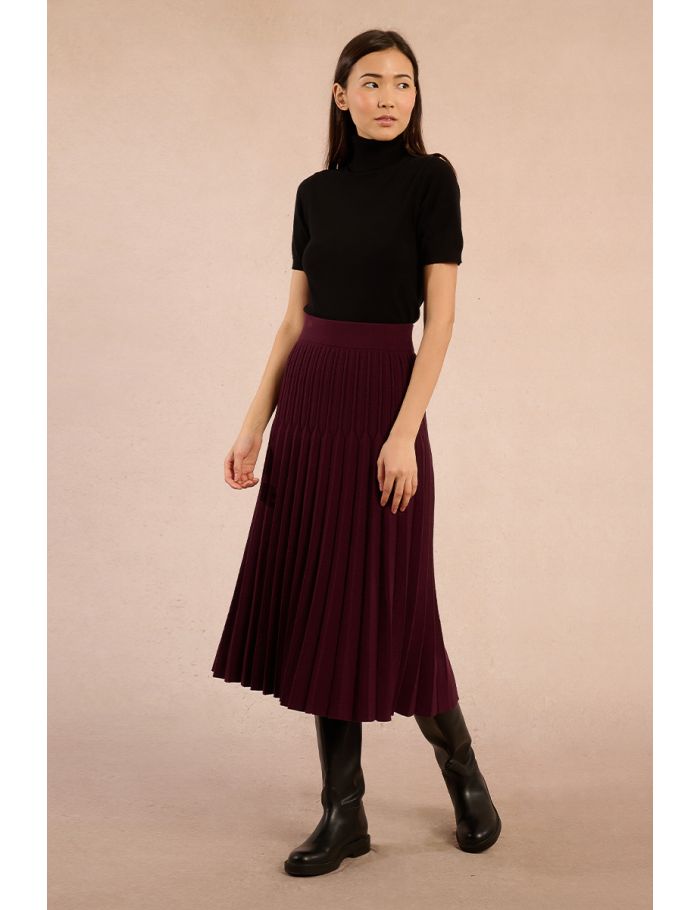 Short-sleeved turtleneck sweater