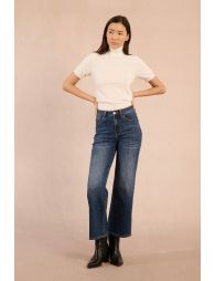 Short-sleeved turtleneck sweater