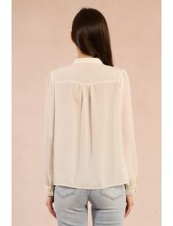 Flowing shirt with jabot collar
