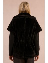 Fur-effect sleeveless jacket