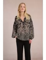 Chemise semi-transparente en voile