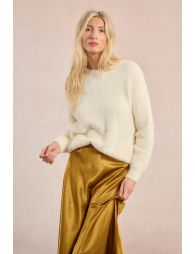 Straight sweater in fluffy knit