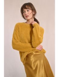 Straight sweater in fluffy knit