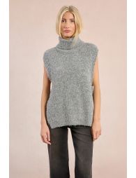 Knitted turtleneck sweater, sleeveless
