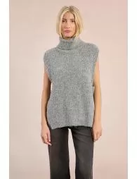 Pull col roulé en maille, sans manches