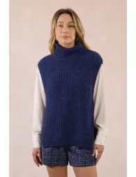 Pull col roulé en maille, sans manches
