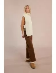 Pull col roulé en maille, sans manches