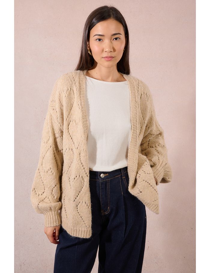 Open cardigan with heart pattern