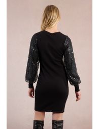 Vestido corto de manga larga en tejido brillante