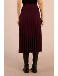 Pleated knit midi skirt