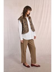 Fur-effect sleeveless jacket