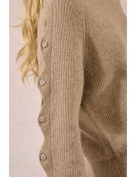 Sweater with buttoned sleeves