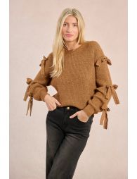 Bow sweater