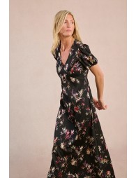 Longue robe satinée