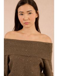 Knitted sweater studded with sequins