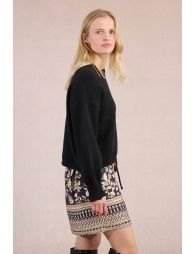 Pull en maille type sweat, bord dentellé