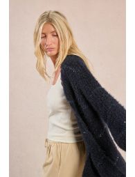 Knitted cardigan, open and iridescent