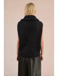 Sleeveless sweater, studded with sequins