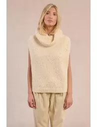 Sleeveless sweater, studded with sequins
