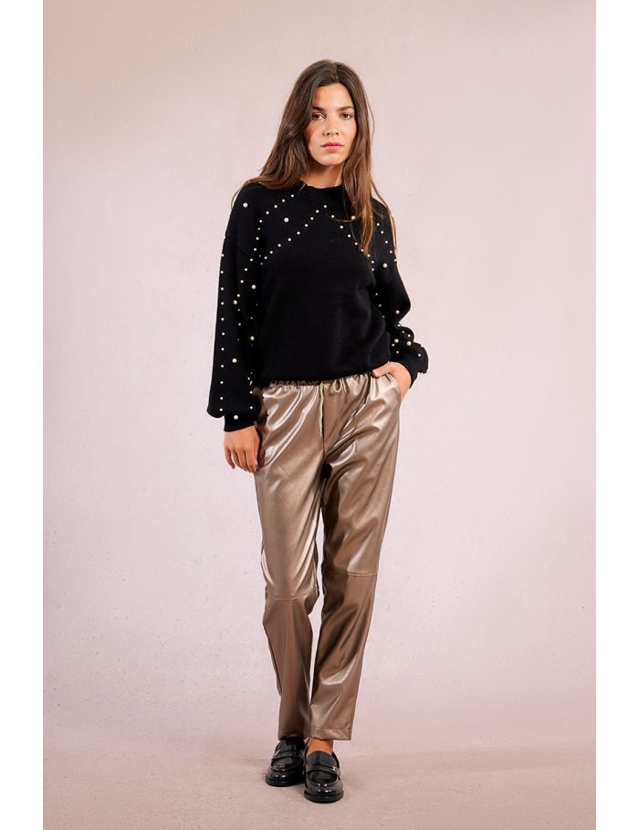 Pull type sweat perlé