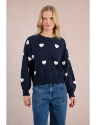 Pull à cœur en relief