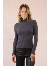 Iridescent ribbed knit turtleneck