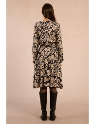 Vestido largo con volantes y lunares