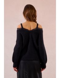 Pull en maille, épaules dégagées