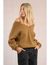 Pull en maille, épaules dégagées