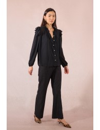 Chemise en voile semi-transparent