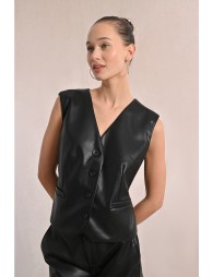 Cropped faux leather blazer