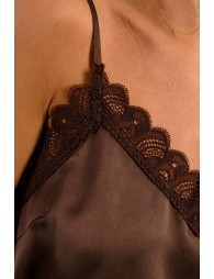 Caraco satiné, bordure à dentelle